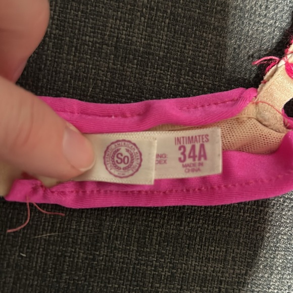 So Pink & White Bra Top with Embellishments & Balera Cropped Leggings Costume - Picture 10 of 17